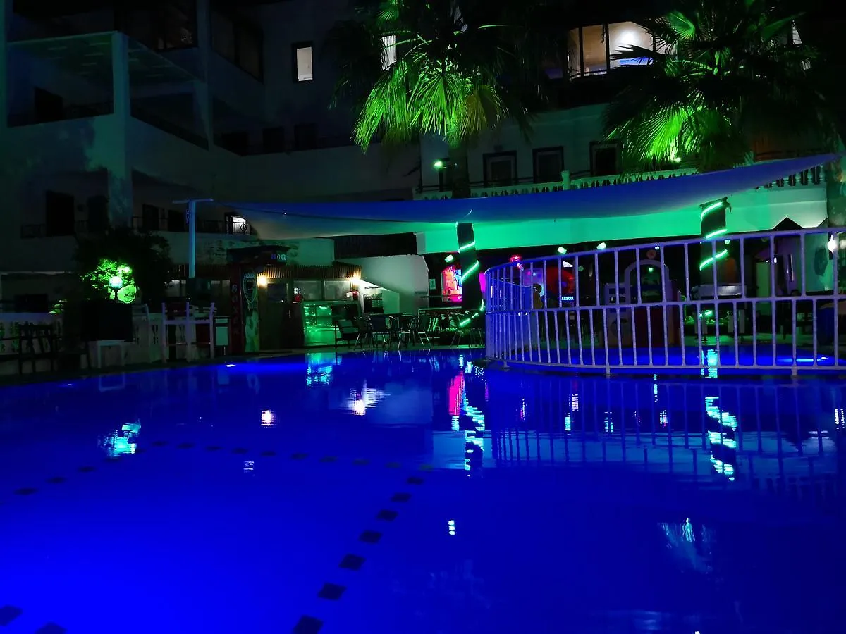 Aparthotel Roadhouse Boutik Otel Gumbet